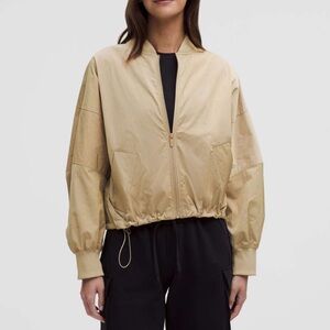 NWT Lululemon Lightweight Hem-Cinch Bomber Jacket Size XS